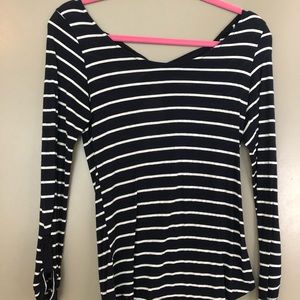 Navy & White Quarter Sleeve Top